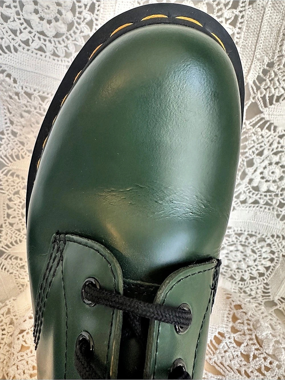 Dr. Martens 1460 Green Smooth Leather 8-Eye Boots Ankle Combat Size 9 GUC - Picture 8 of 10